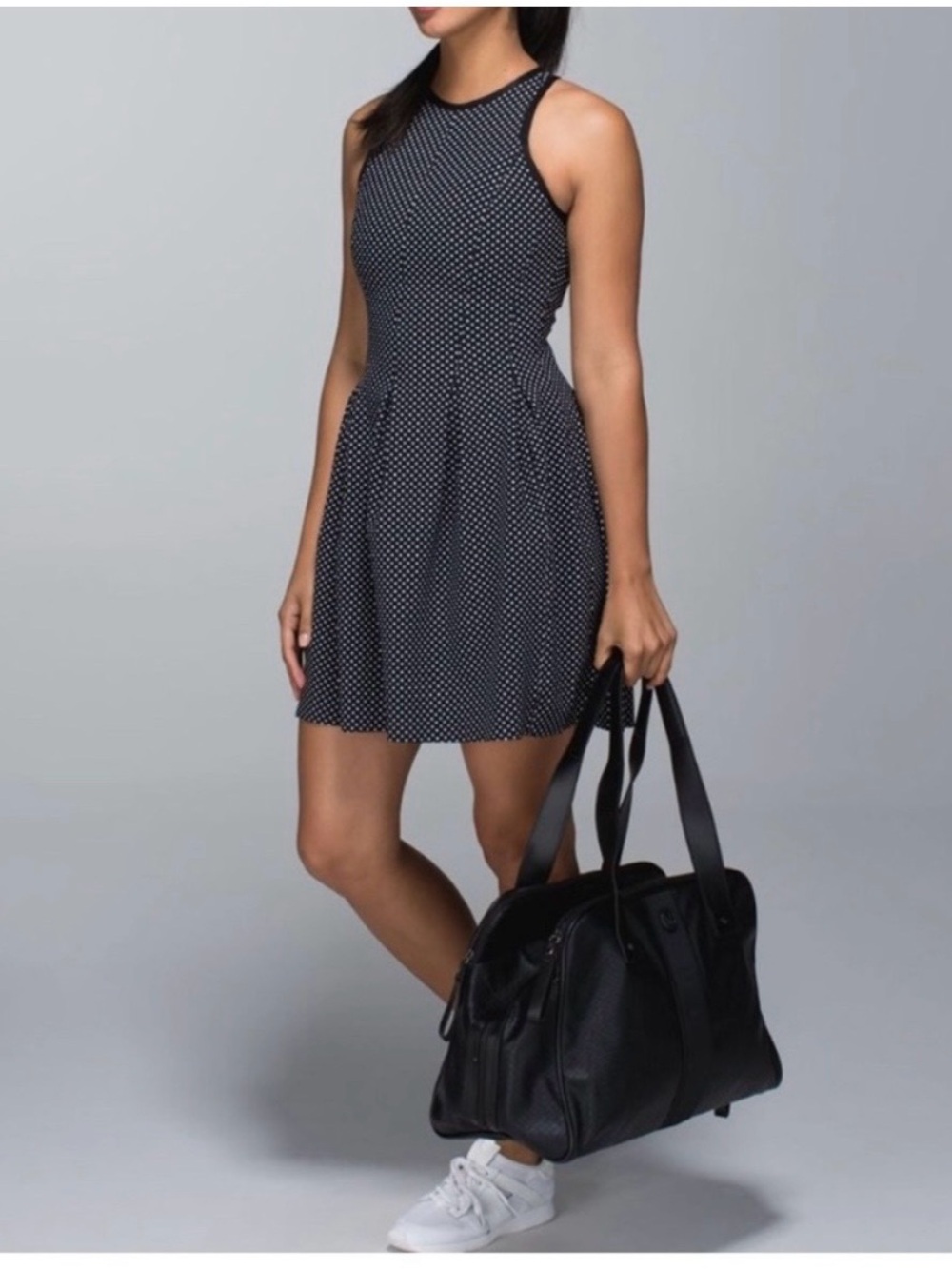 Lululemon Here To There Dress
Biggy Dot Printed size 6